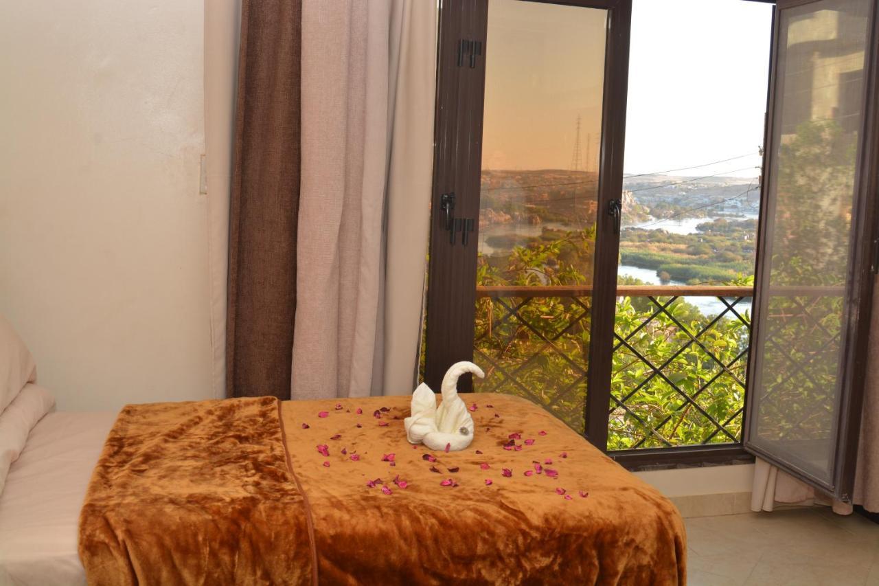 Aswan Nile Palace מראה חיצוני תמונה