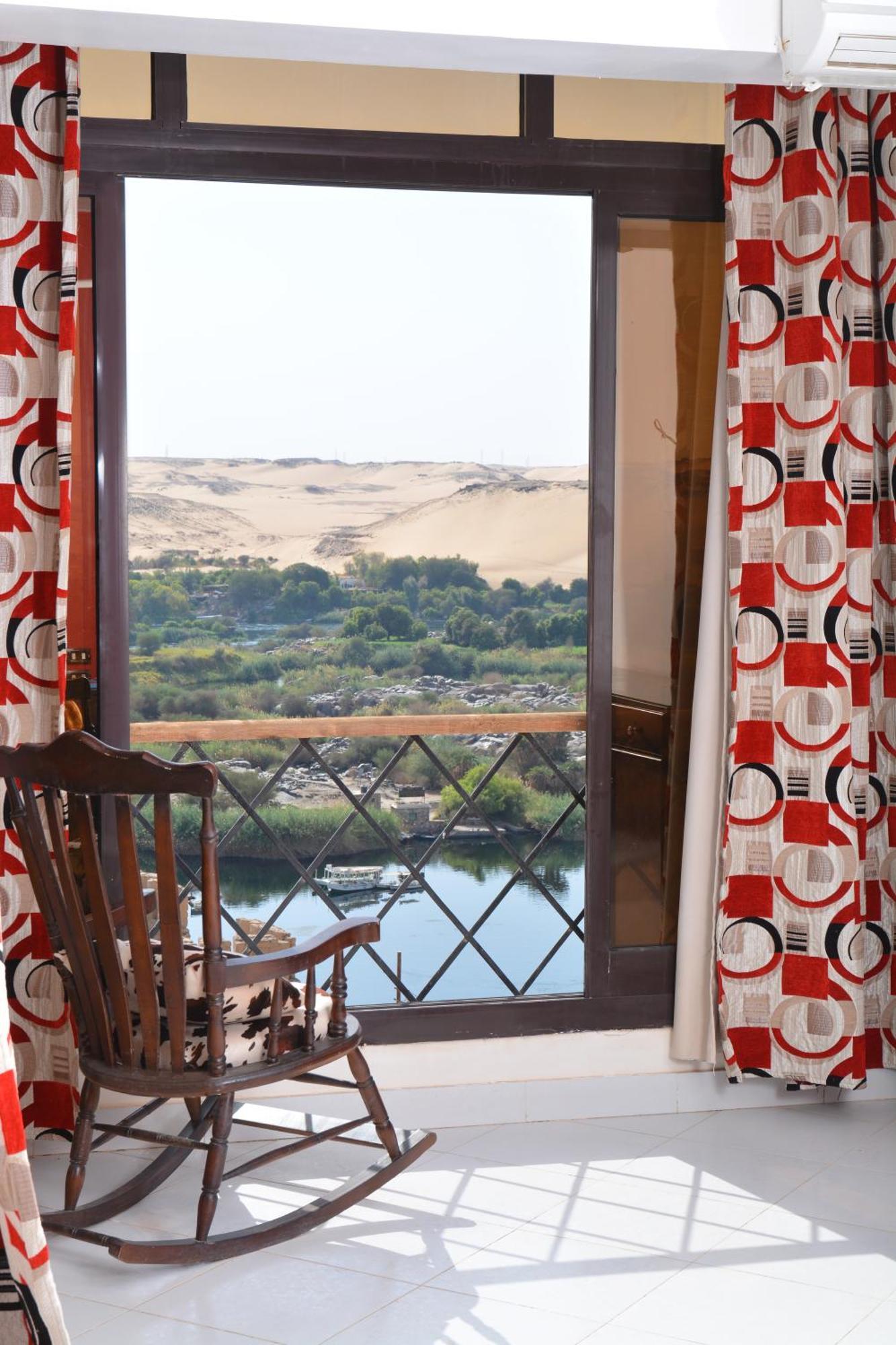 Aswan Nile Palace מראה חיצוני תמונה