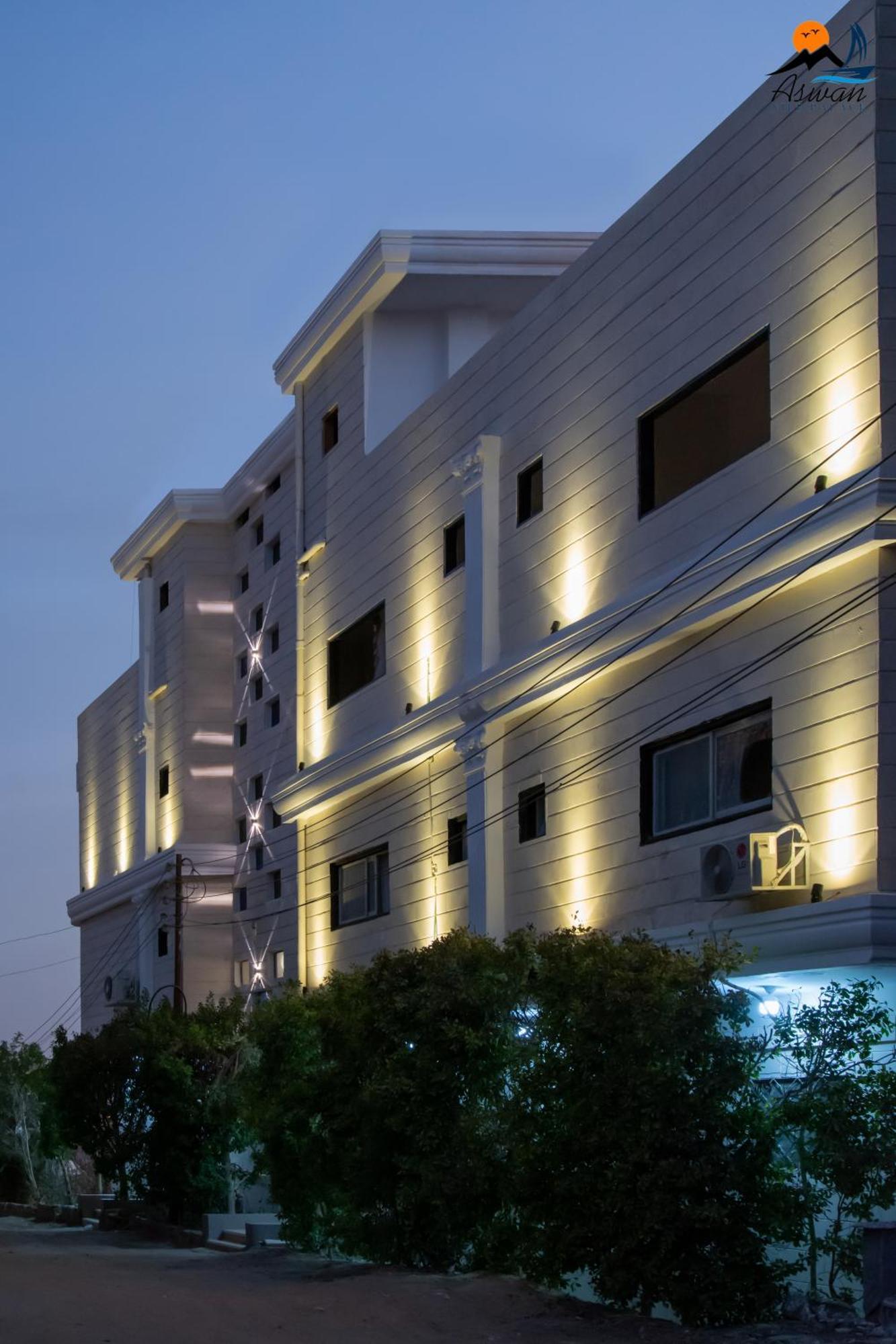 Aswan Nile Palace מראה חיצוני תמונה